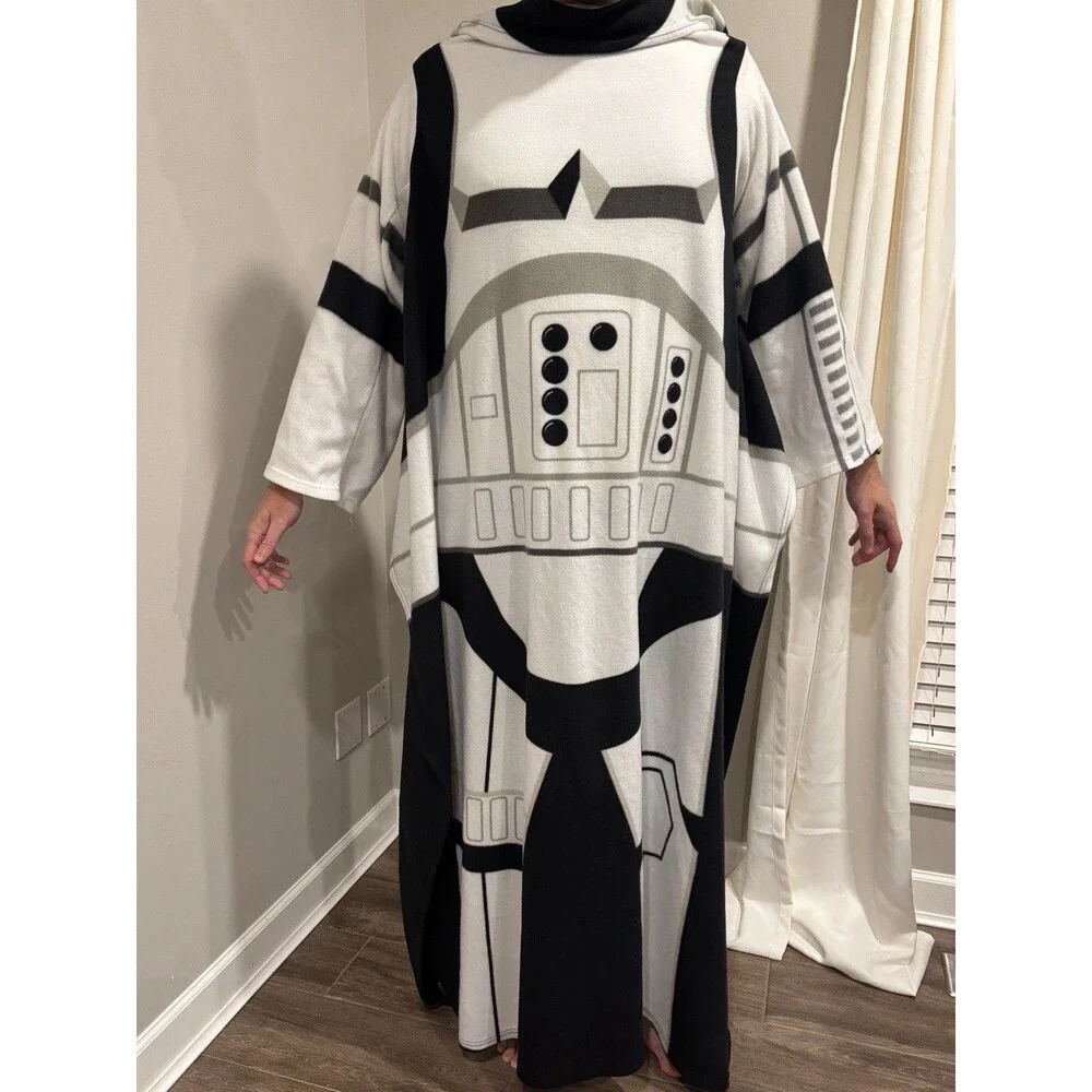 Stormtrooper Star Wars Snuggie. One‎ Size Fits Most Adults. Disney Blanket. EUC
